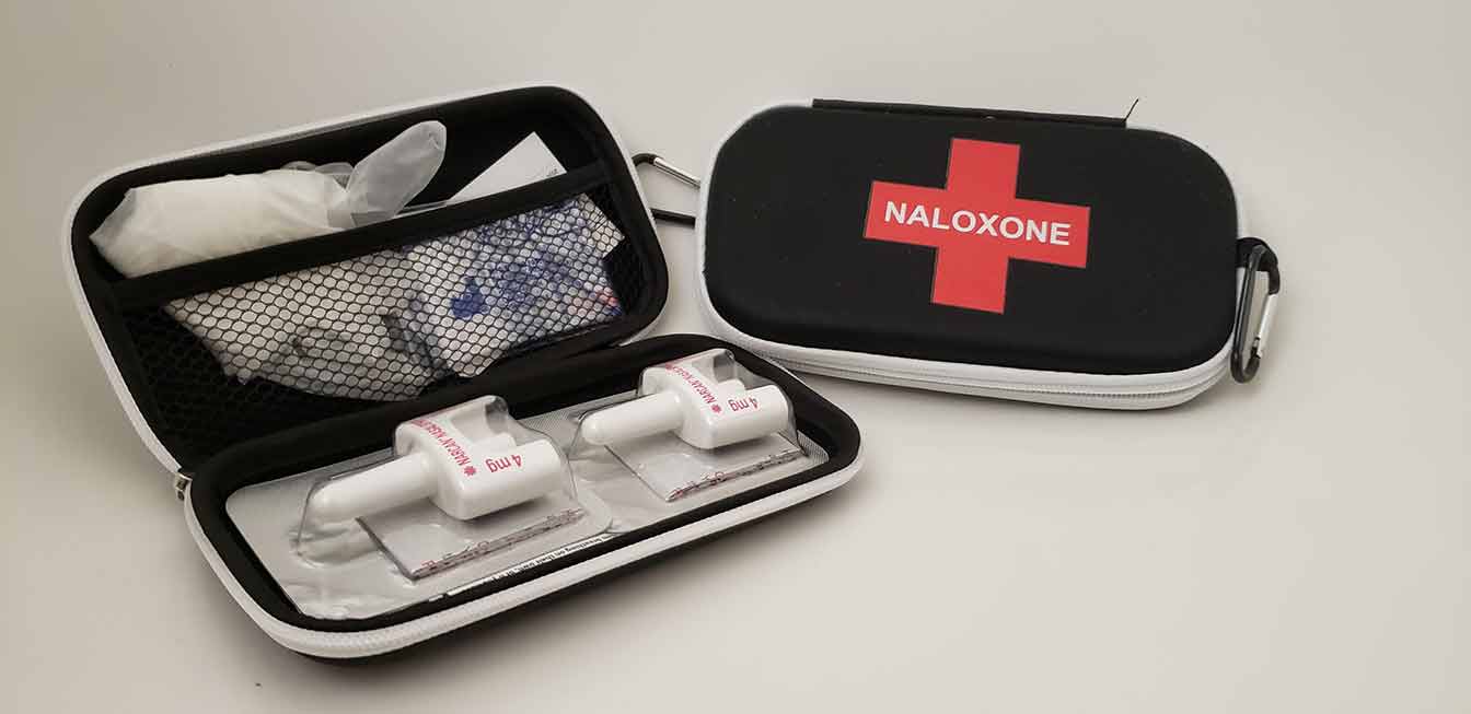 Image of naloxone kit